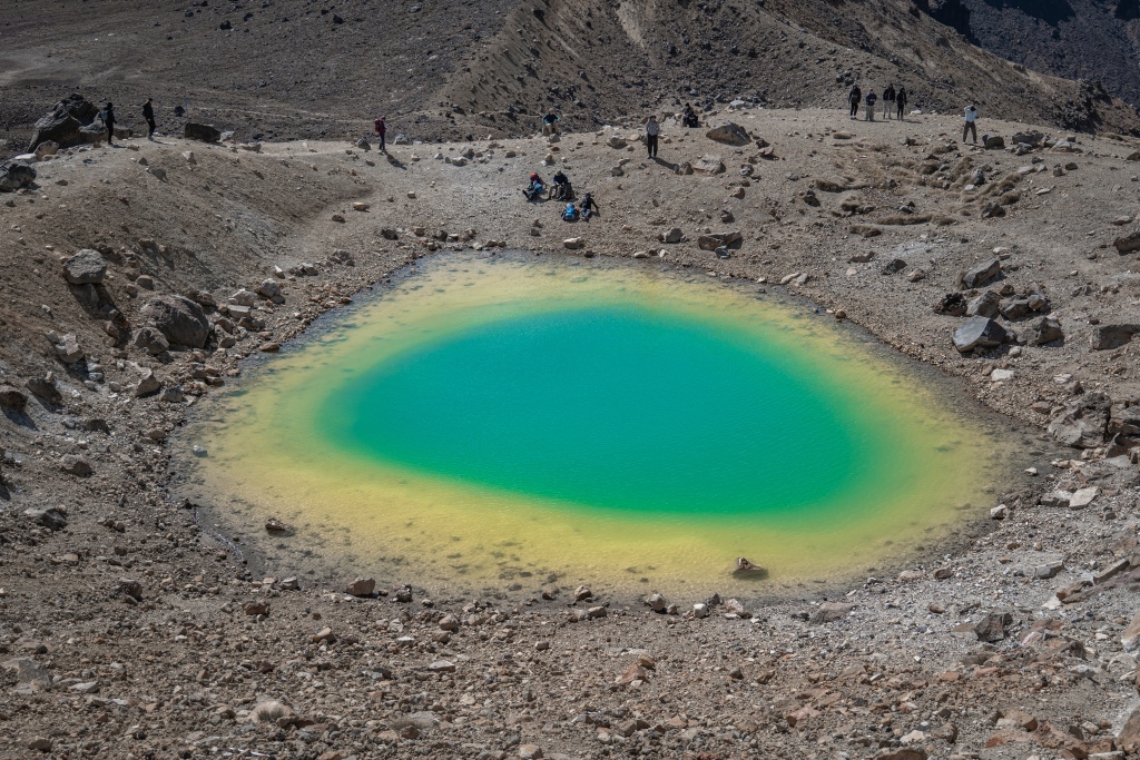 Randonnée du Tongariro en Nouvelle-Zélande : voir les lacs émeraudes