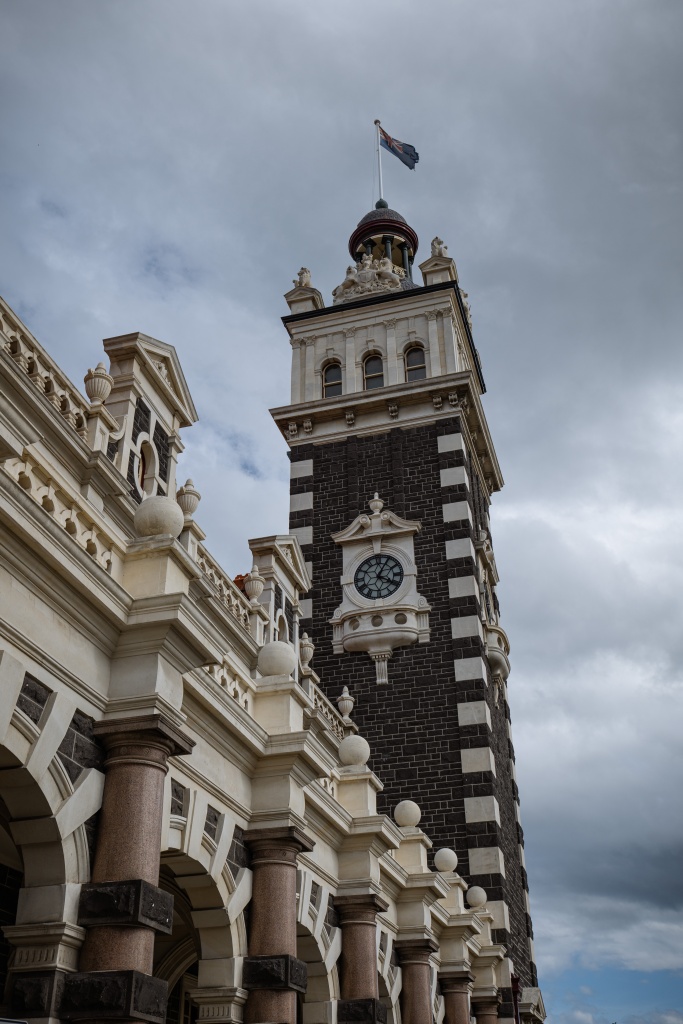 Voir la gare de Dunedin en Nouvelle-Zélande