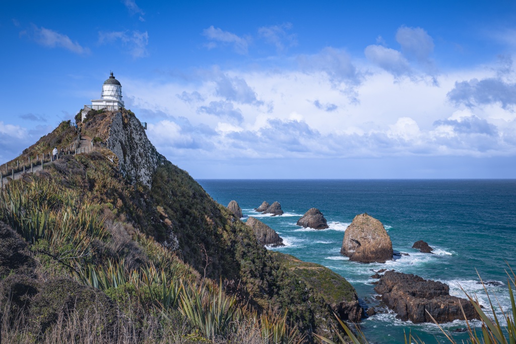 Que faire dans les Catlins en Nouvelle-Zélande : voir le Nugget Point Lighthouse