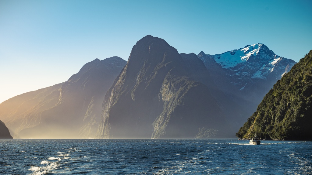 Visiter Milford Sound en Nouvelle-Zélande : route, croisières et randonnées