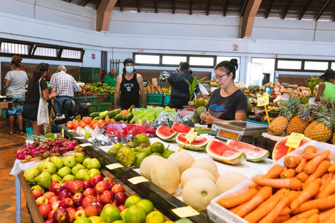 Activités à Nouméa : Faire le marché du Port Moselle