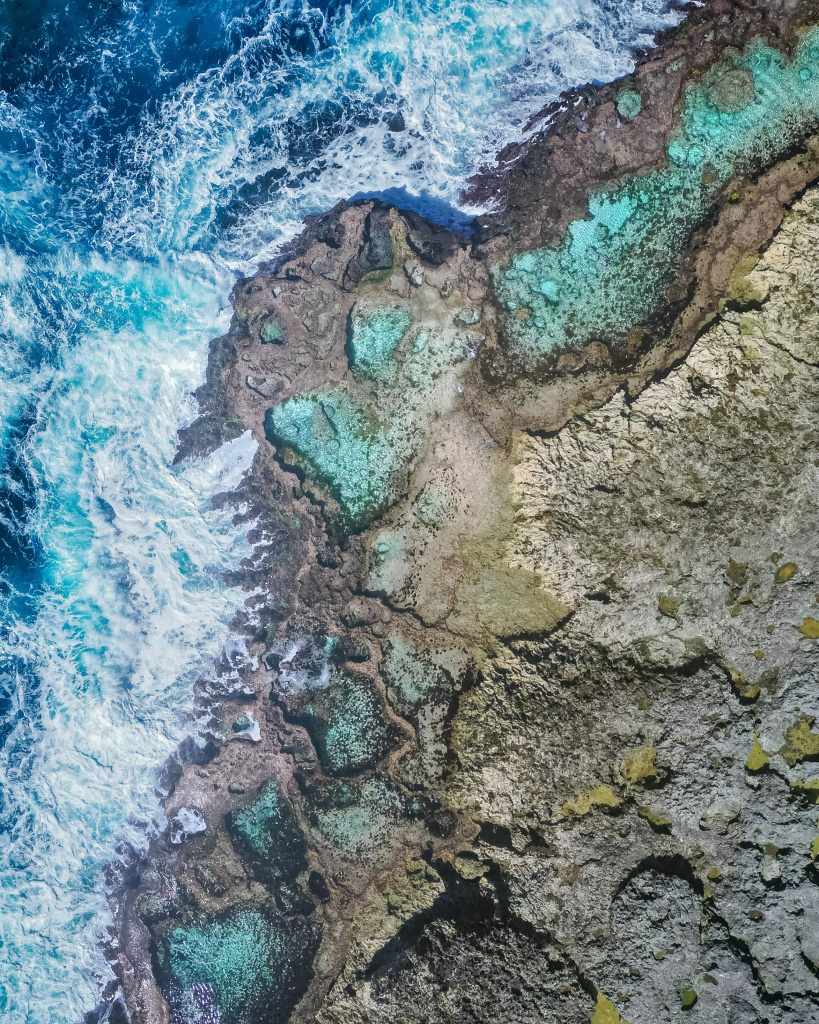 Que faire à Lifou : voir les marmites naturelles du cap des Pins